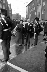 Huwelijk prinses Margriet en mr. Pieter van Vollenhove nummer 10 getuige W.F.J. , Bestanddeelnr 919-9651
