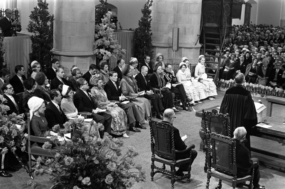 Huwelijk prinses Margriet en mr. Pieter van Vollenhove huwelijksplechtigheid in , Bestanddeelnr 919-9690