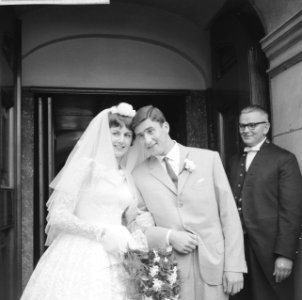 Huwelijk Ajax-voetballer Sjaak Swart. Het bruidspaar, Bestanddeelnr 913-0320