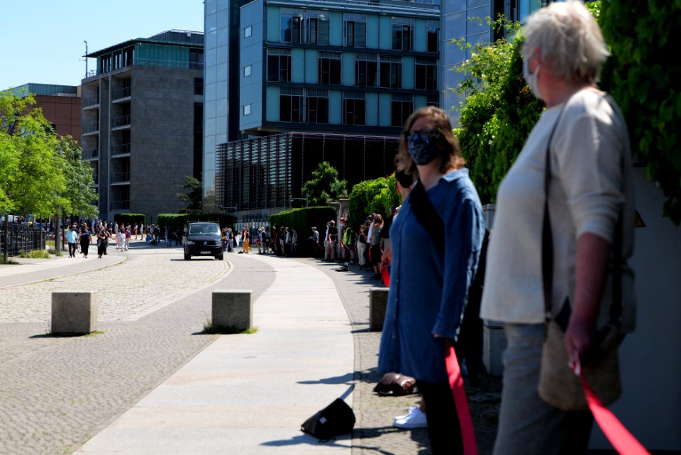 Human chain mobility protest Berlin 2020-06-02 71