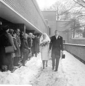 Huwelijk Mary Kok met Kees Oudegeest te Hilversum, Bestanddeelnr 914-6572
