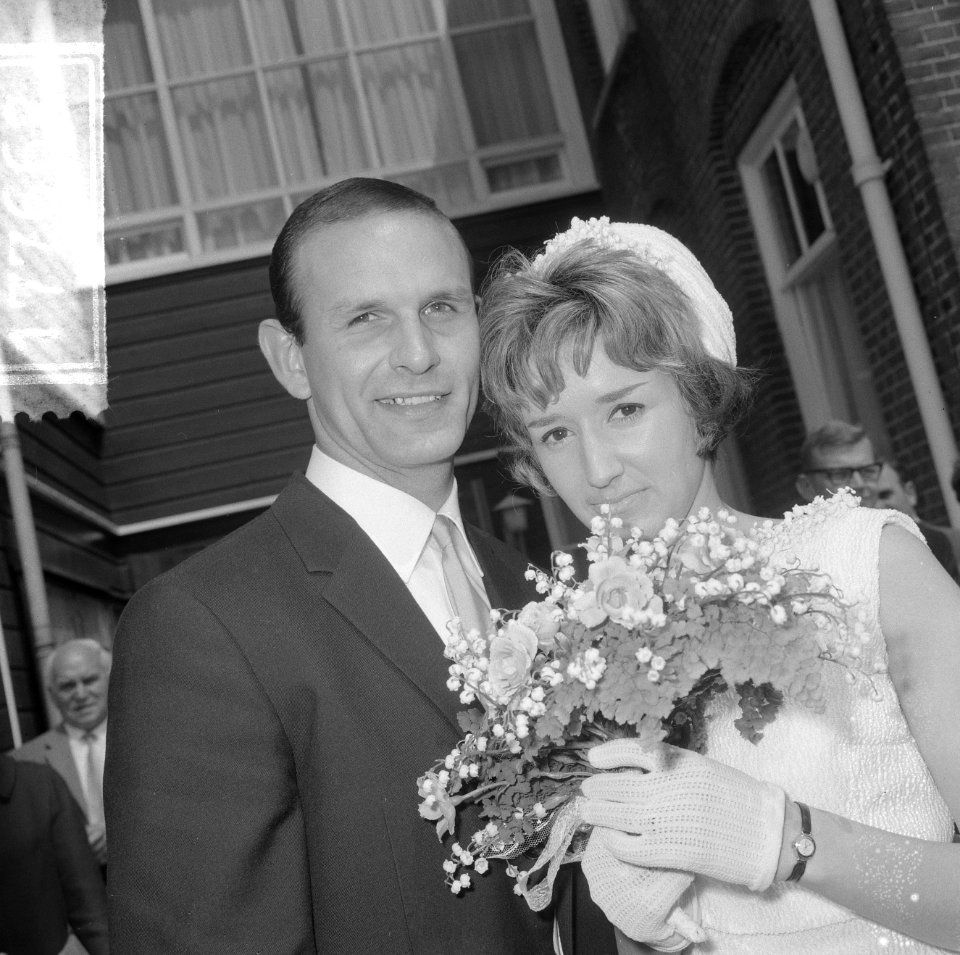 Huwelijk Elles Berger en Barry Hughes te Hilversum, Bestanddeelnr 917-7662