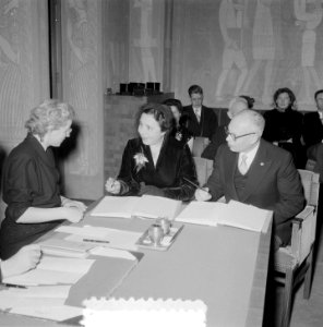 Huwelijk bij familie Cohen (Marvo), Bestanddeelnr 906-3028