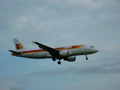 IberiaAirbusA320registratedEC-KOH