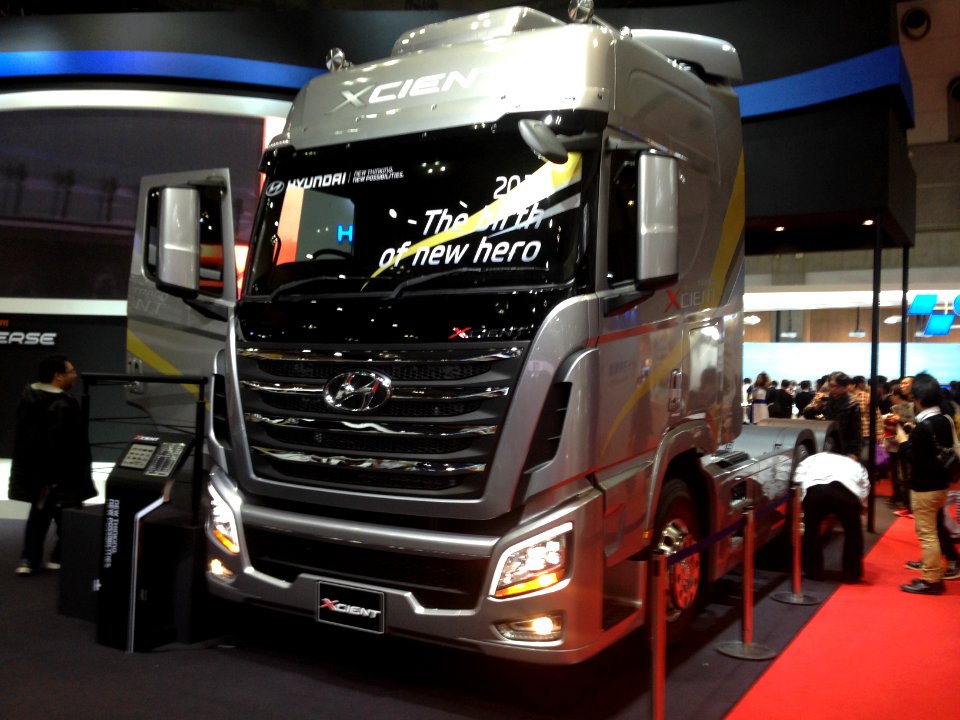 Hyundai Xcient - Tokyo Motor Show 2013