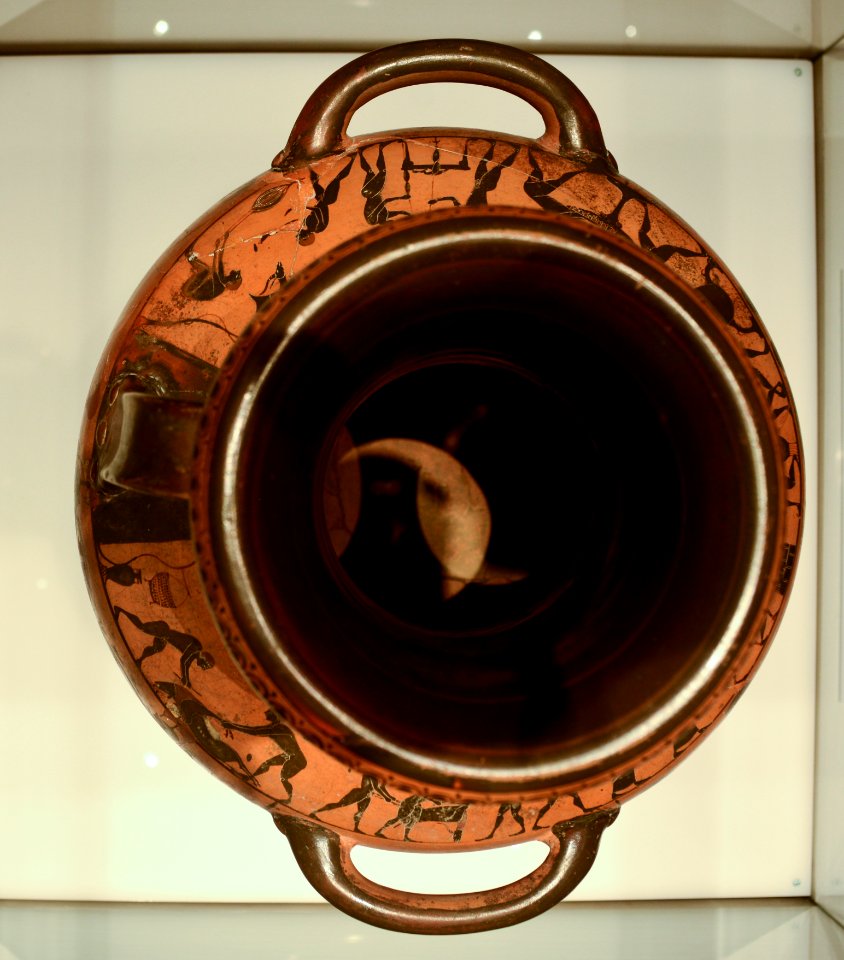 Hydrie ionienne - Museo Nazionale di Villa Giulia inv 80983 – MSR – Rituels Grecs (top)
