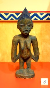 Ibeji, Yoruba - Glenbow Museum - DSC00514