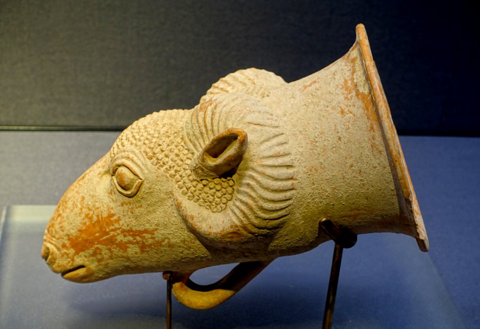 Ibex head-shaped rhyton, excavated in Gilan, Iran, Achaemenid period, 6th-5th century BC, earthenware - Tokyo National Museum - Tokyo, Japan - DSC08560