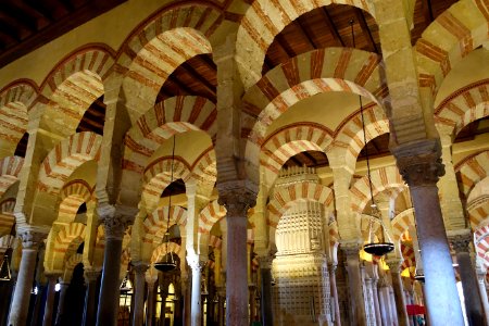 Hypostyle hall of the Mosque-Cathedral of Córdoba, Spain - DSC07091