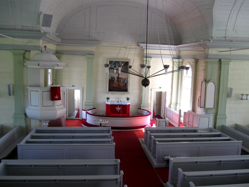 Hyrynsalmi church interior