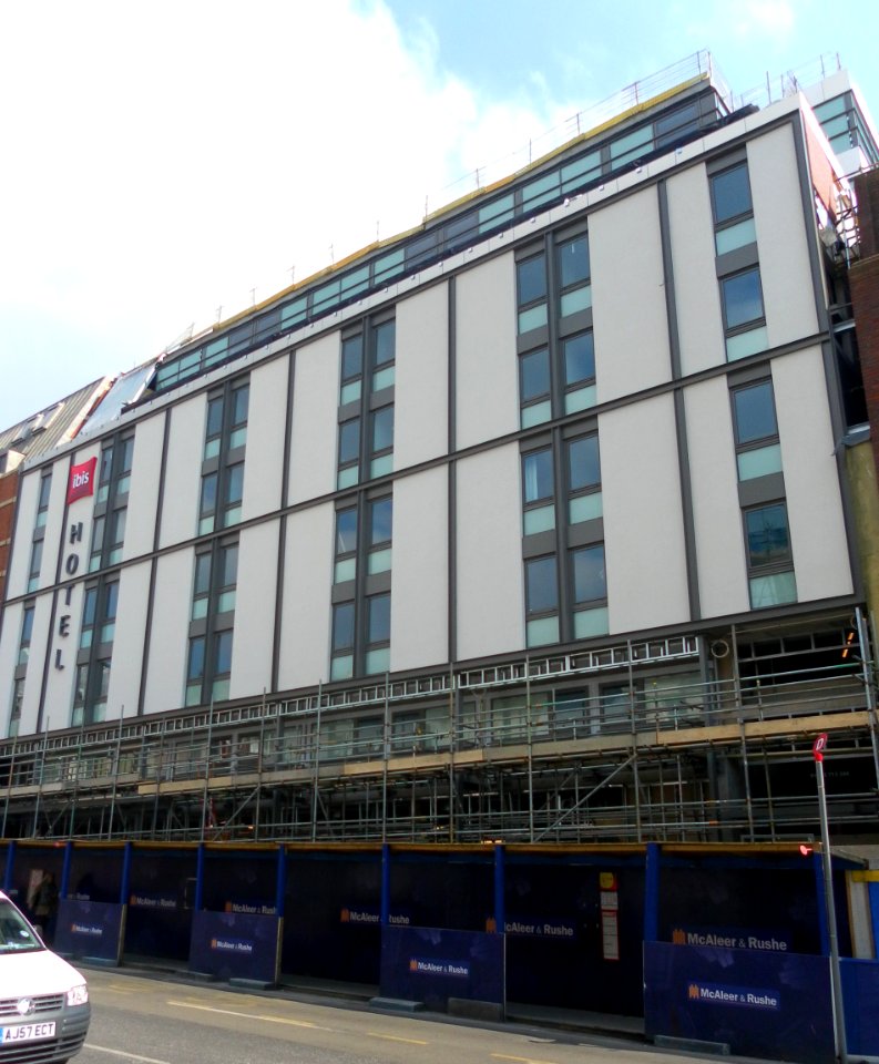 Ibis Hotel, 88–92 Queens Road, Brighton (April 2013 - Under Construction) (2)