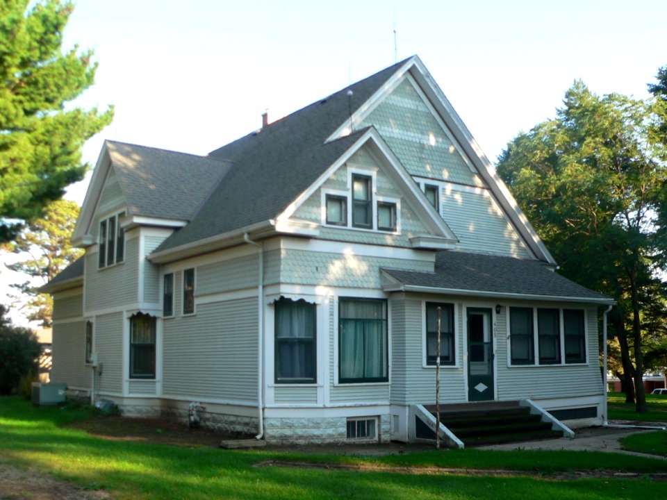 Hyden House (Alcester SD) from NW 1