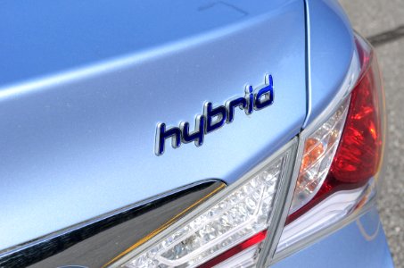 HybridVehicleLogo