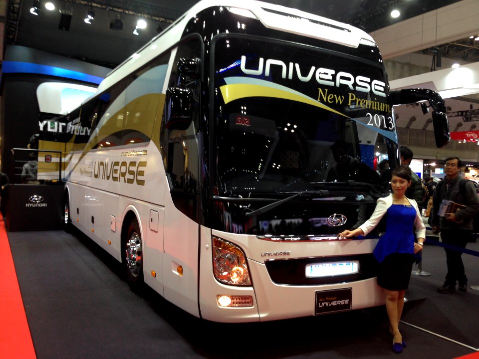 Hyundai Universe - Tokyo Motor Show 2013