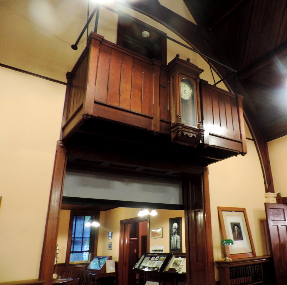 Huntington FL reading room pulpit jeh
