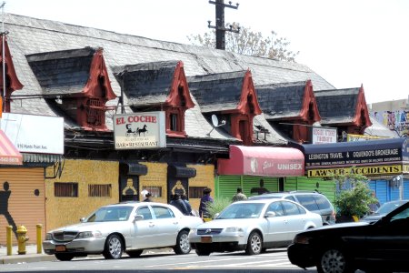 Hunts Point NYWB from Bruckner Blvd zoom jeh