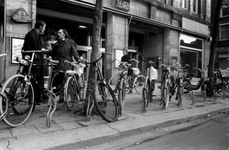 Huurfietsen worden aangeboden, Bestanddeelnr 926-7972