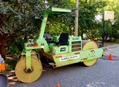 Hypac C330B road roller - 20200813 091725 photo