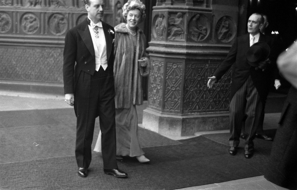 Huwelijk van Prinses Francoise van Bourbon Parma met Prins Eduard van Lobkowicz , Bestanddeelnr 910-9256