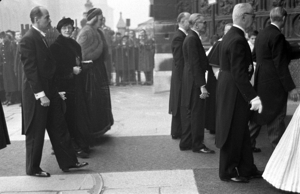 Huwelijk van Prinses Francoise van Bourbon Parma met Prins Eduard van Lobkowicz , Bestanddeelnr 910-9258