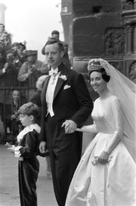 Huwelijk van Prinses Francoise van Bourbon Parma met Prins Eduard van Lobkowicz , Bestanddeelnr 910-9262