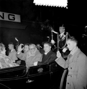 Huldiging Cees Laseur aankomst Centraal Station Amsterdam, Bestanddeelnr 906-0696