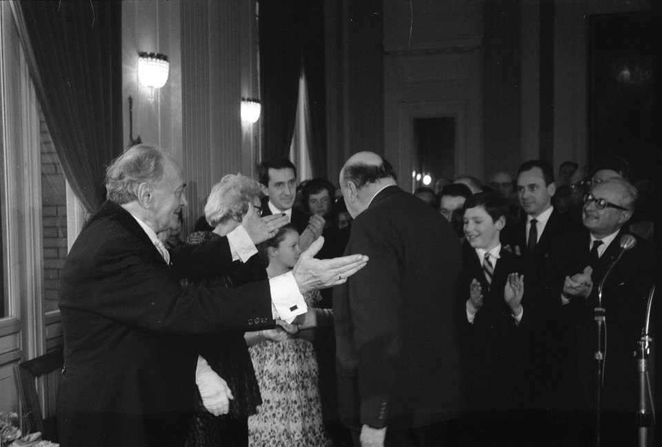 Huldiging Paul Huf tgv 70e verjaardag in de Stadsschouwburg te Amsterdam, Bestanddeelnr 912-0534