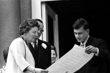 Hulde aan de Koningin, Bestanddeelnr 912-4270