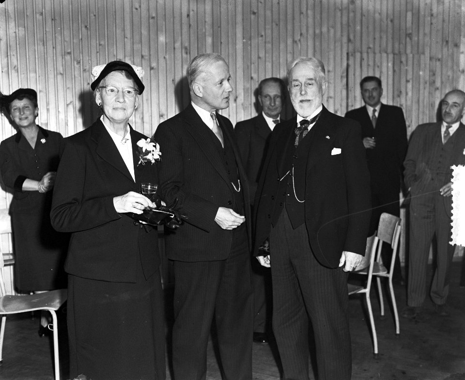 Huldiging Piet van Wijngaerdt schilder 80 jaar, Bestanddeelnr 906-0829