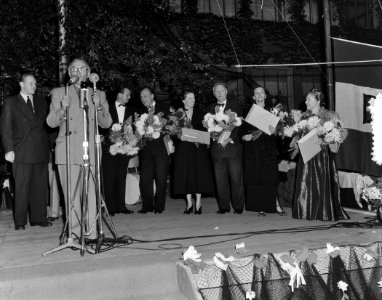Huldiging Accomodatie van Beeldende Kunsten Den Haag, Bestanddeelnr 905-3055