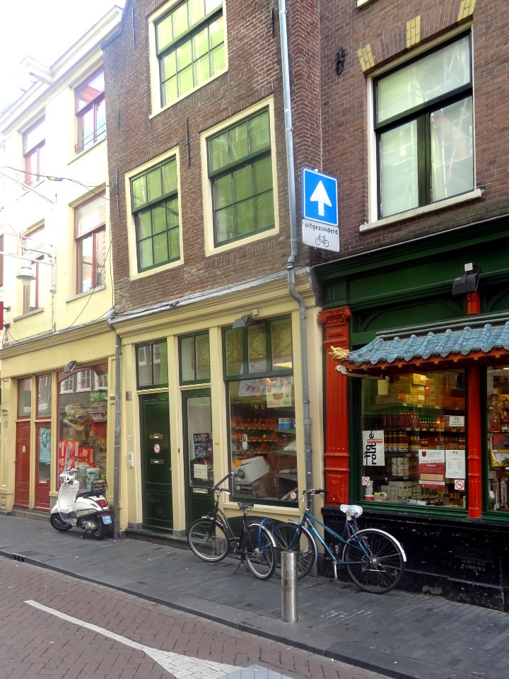Huis met gevel onder punttop