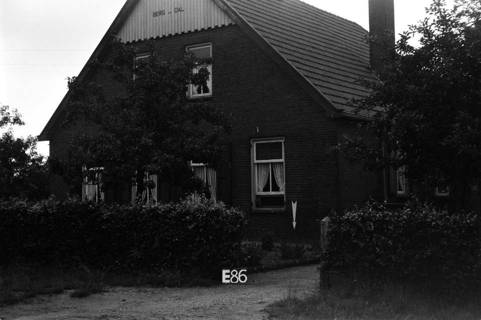 Huis te Eibergen (ruilverkaveling Rekken), Bestanddeelnr 170-1683