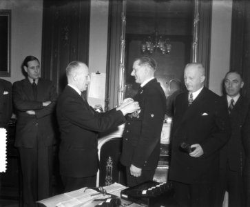 Huldiging redders KZHRMS (Koninklijke Zuid-Hollandsche Maatschappij tot het Red…, Bestanddeelnr 904-9970