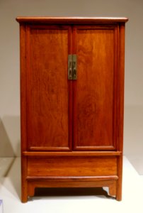 Huanghuali cabinets (pair), 2 of 2, China, Qing dynasty, 1644-1911 AD, yellow pear wood - Portland Art Museum - Portland, Oregon - DSC08438