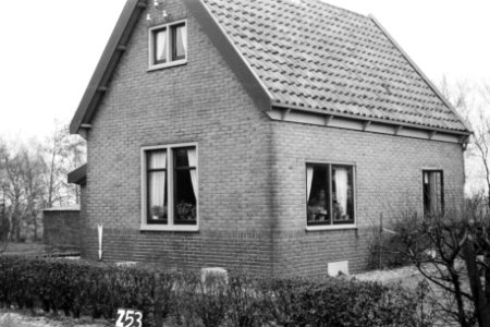 Huis te Zijpe (ruilverkaveling Zijpe- en Hazepolder), Bestanddeelnr 170-1537