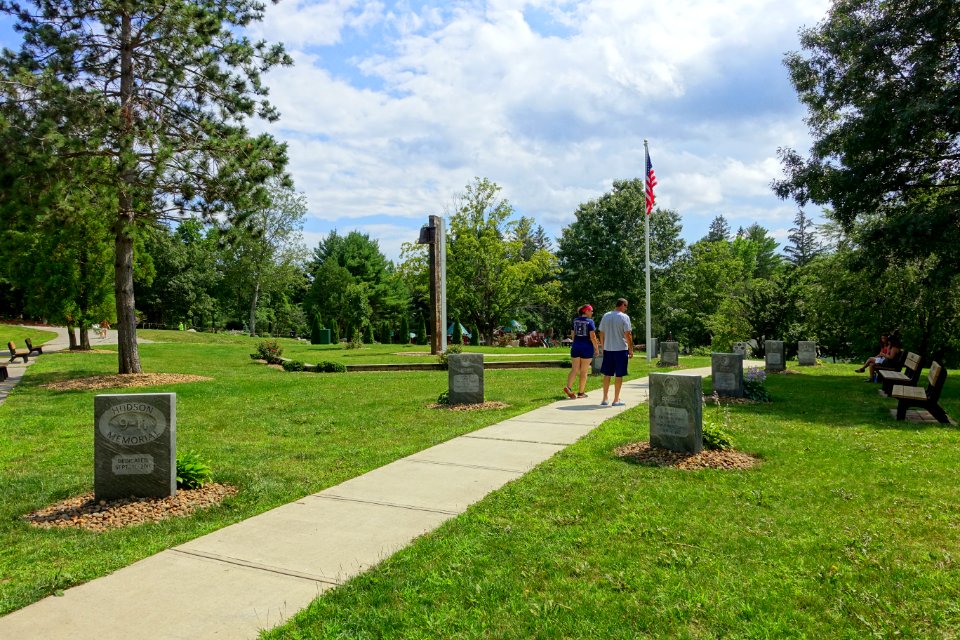 Hudson 9-11 Memorial - Benson Park - Hudson, New Hampshire - DSC07482