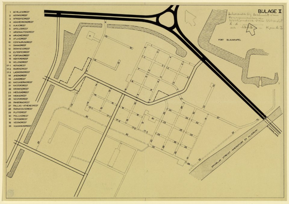 HUA-214195-Plattegrond van het noordoostelijke gedeelte van de wijk Overvecht Zuid te Utrecht; het terrein tussen de Albert Schweitzerdreef Darwindreef spoorweg 