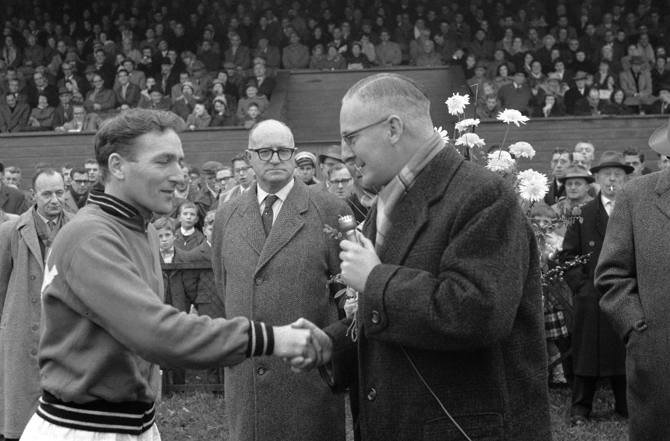 Huldiging van Louk Biesbrouck sr ivm 500ste wedstrijd, Bestanddeelnr 911-7680