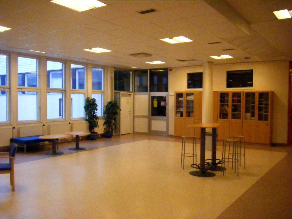 Huddingegymnasiet hall 1