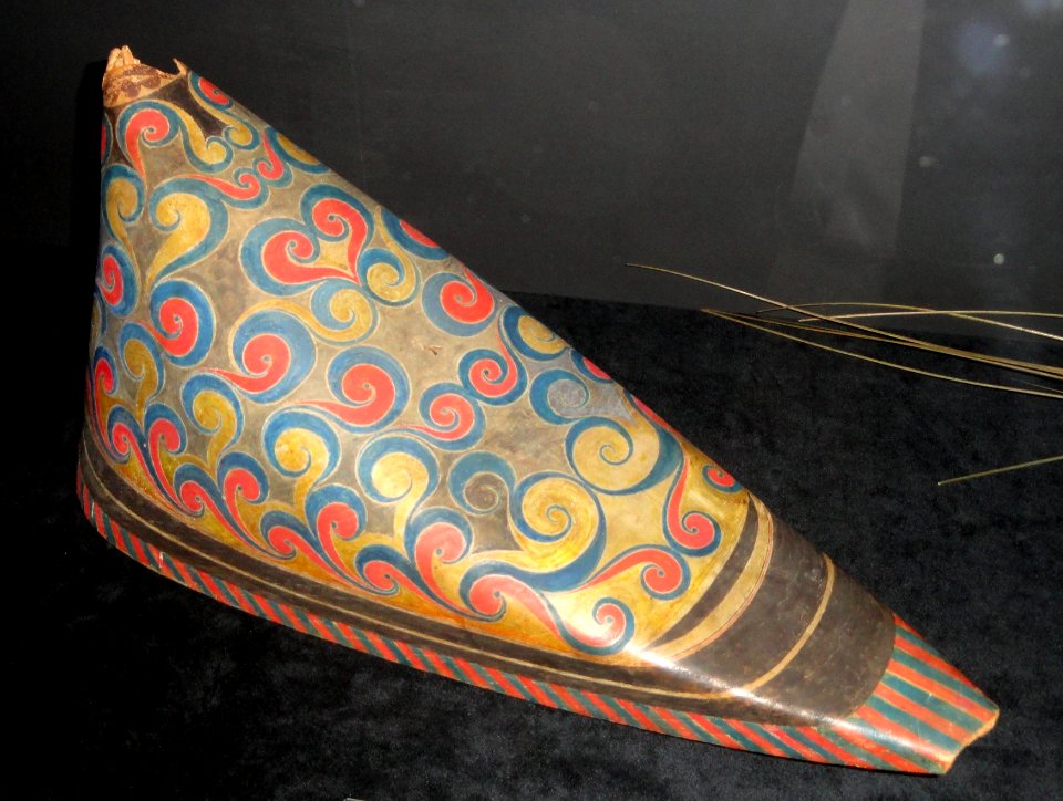 Hunting hat, Aleut - Etholén collection, Museum of Cultures (Helsinki) - DSC04918
