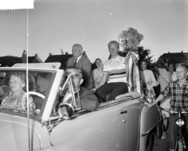 Huldiging van Wereldkampioen amateurs stayers Arie van Houwelingen in Sassenheim, Bestanddeelnr 910-6038