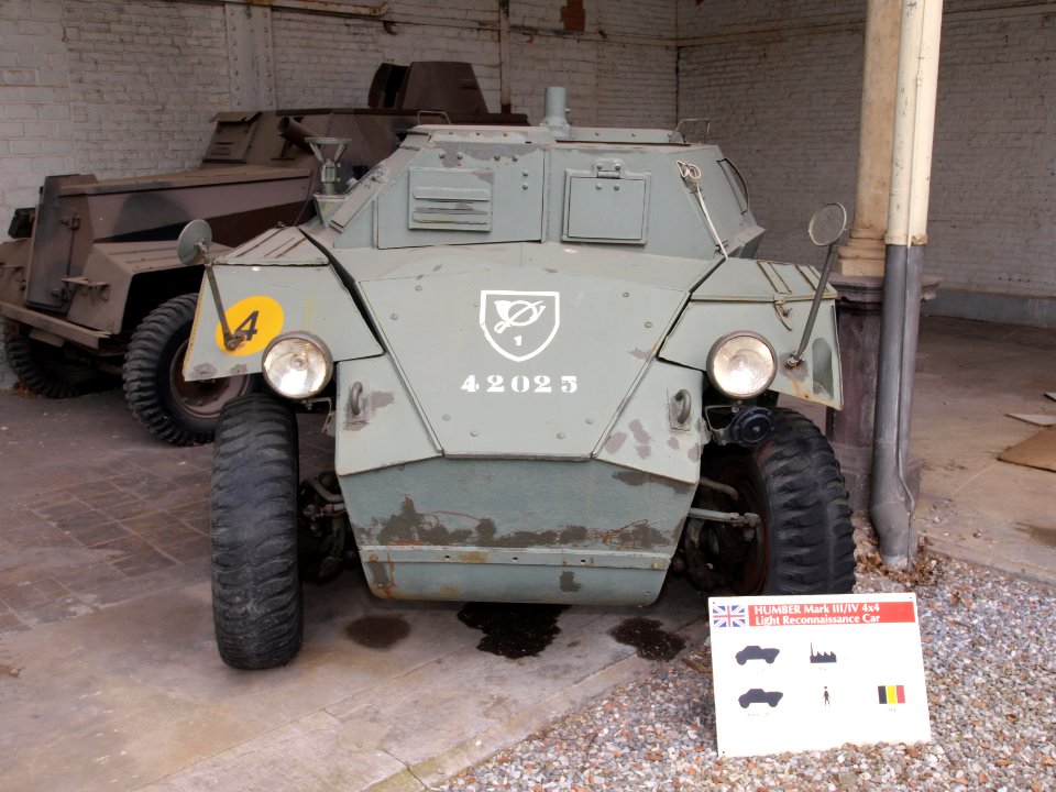 Humber Mark IIIslashIV 4x4 Light Reconnaissance Car