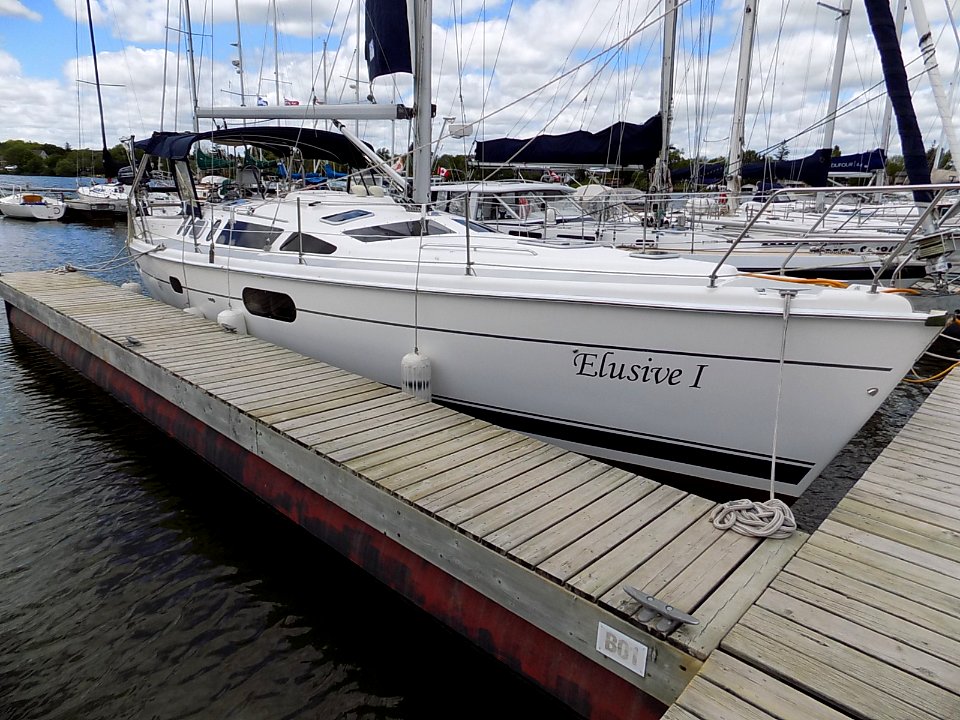 Hunter 410 sailboat Elusive I 0569