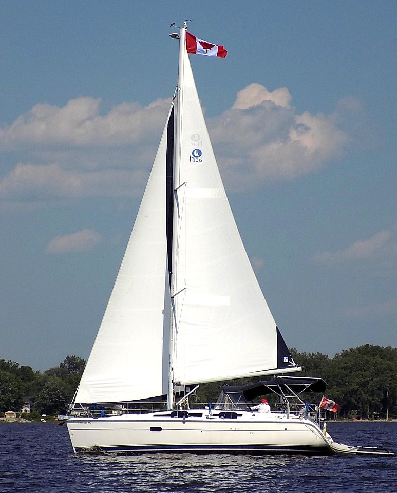 Hunter 36 Legend sailboat 3225