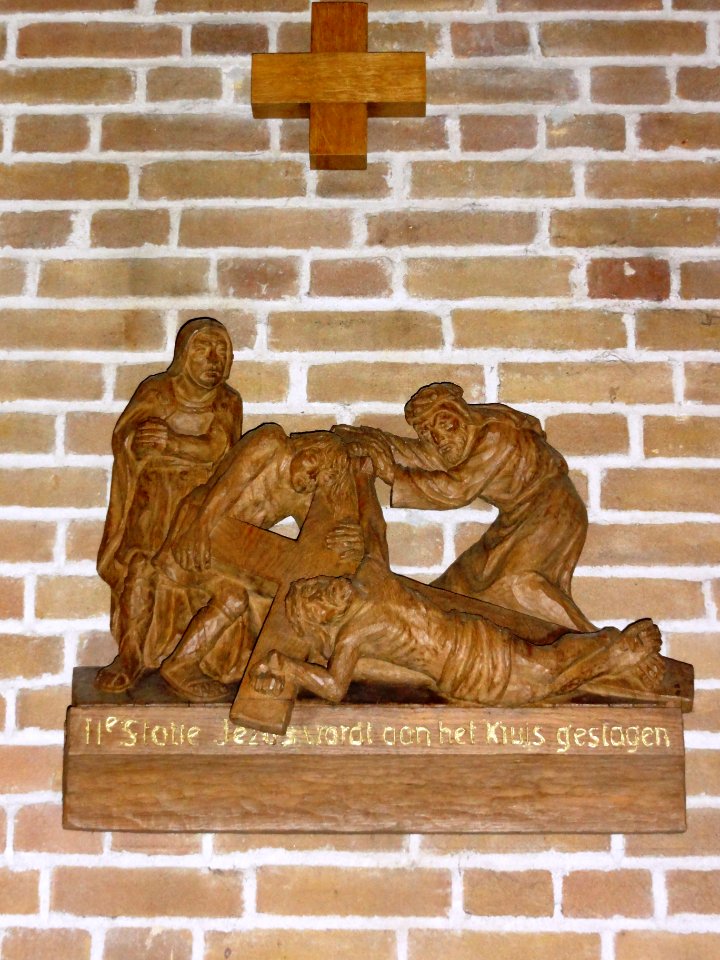 Huissen (Lingewaard) RK kerk kruisweg statie 11