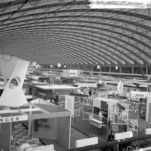 Huishoudbeurs in RAI, verschillende stands, Bestanddeelnr 917-5981