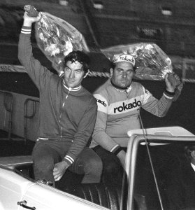 Huldiging wielrenners na wereldkampioenschappen in Olympisch Stadion, Bestanddeelnr 925-7919 (cropped)