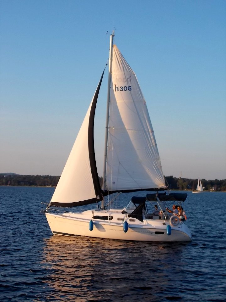 Hunter 306 sailboat 2858