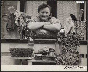 Huisvrouwen, Bestanddeelnr 043-0718