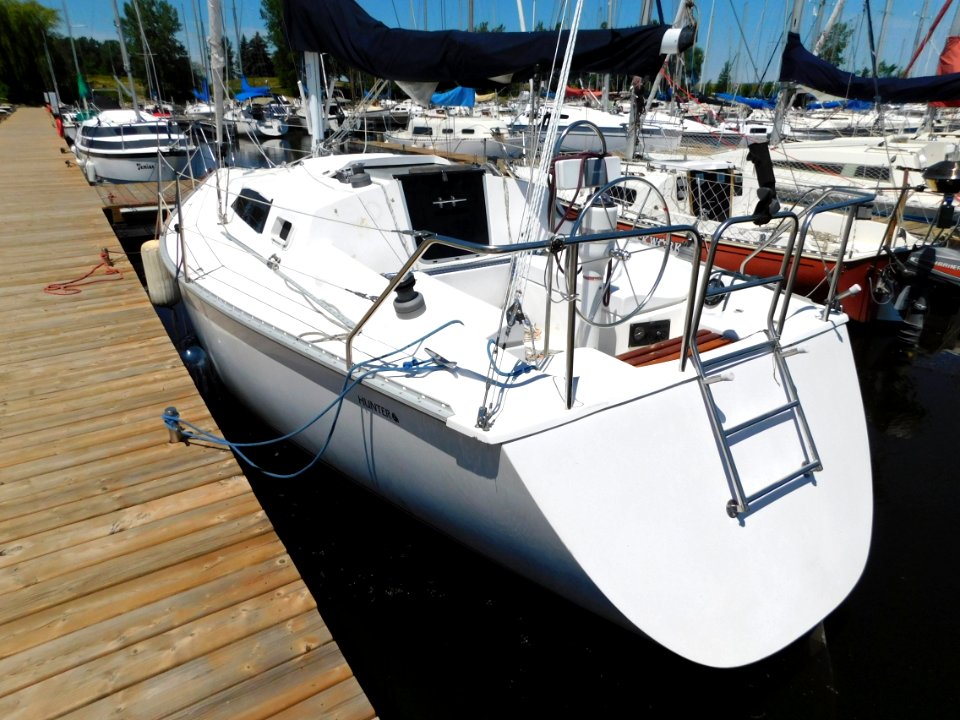 Hunter 28.5 sailboat Carpe Diem 4532